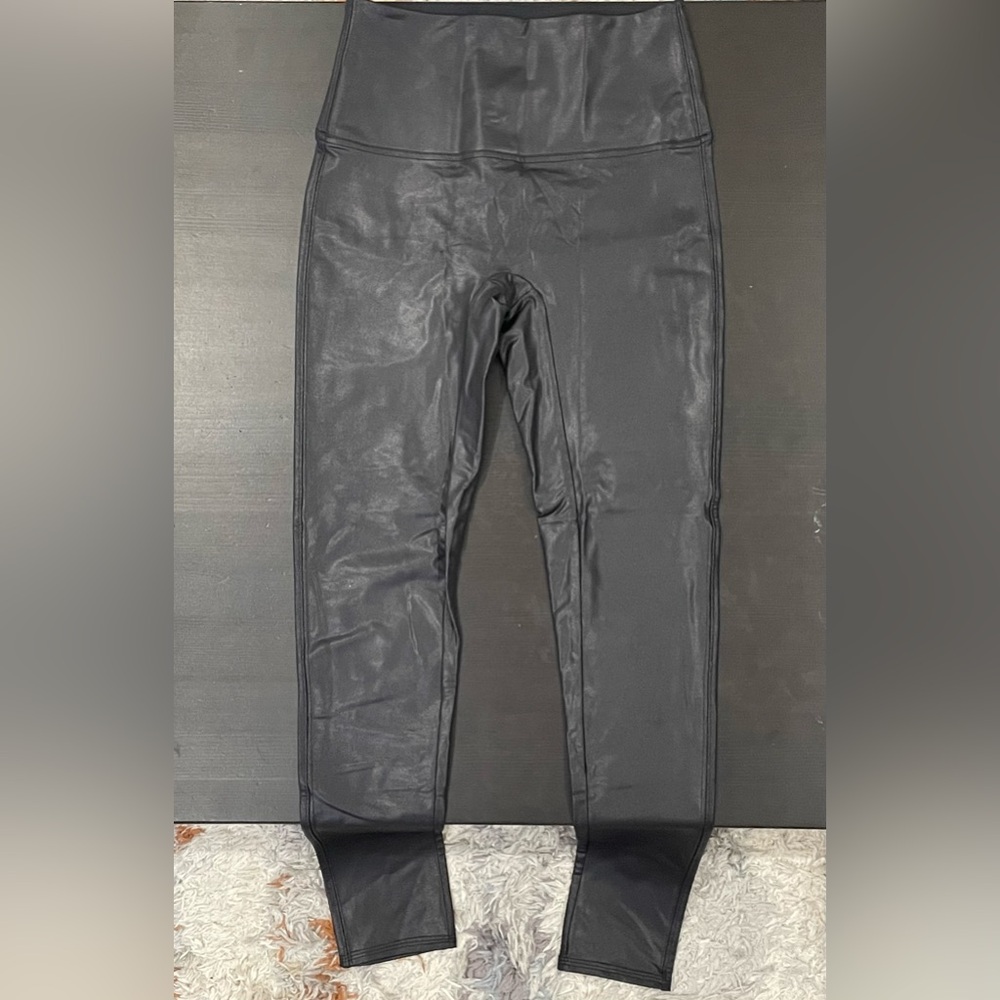 Jane and Bleecker Faux Leather Leggings *Excellent Cond*. Size L